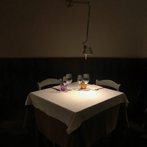 Volete andare a cena in un posto intimo? Scegliete Manna in zona Turro a Milano.
